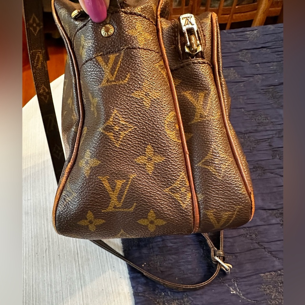 Louis Vuitton Brown & Tan Nile Monogram Crossbody Bag - Picture 11 of 15